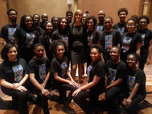 cathie-mahon-federation-ceo-with-detroits-mosaic-singers-after-their-spectacular-performance-at-the-celebrate-detroit-reception